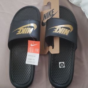 Nike slides